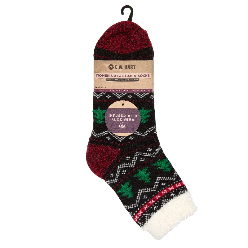 Cozy Cabin Tree Sock With Aloe - Black/Green/Red