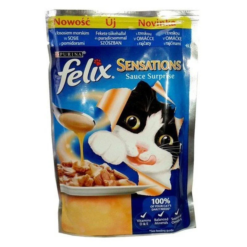 4. **Pet toys are bite-resistant and wear-resistant**Felix Sensation Pollock and Tomato in Jelly - Pouch 100g